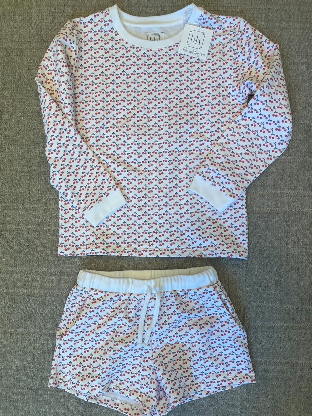NWT Lila & Hayes Girls' White Cherry Sweatshirt and shorts set size 12